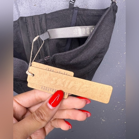 SKIMS Outdoor Bustier Top (XS) - Picture 2 of 4